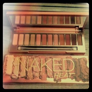 Urban Decay Naked Heat